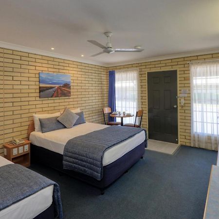 Riverland Motor Inn セント・ジョージ エクステリア 写真